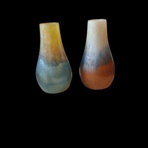2 Risen/epoxy vases